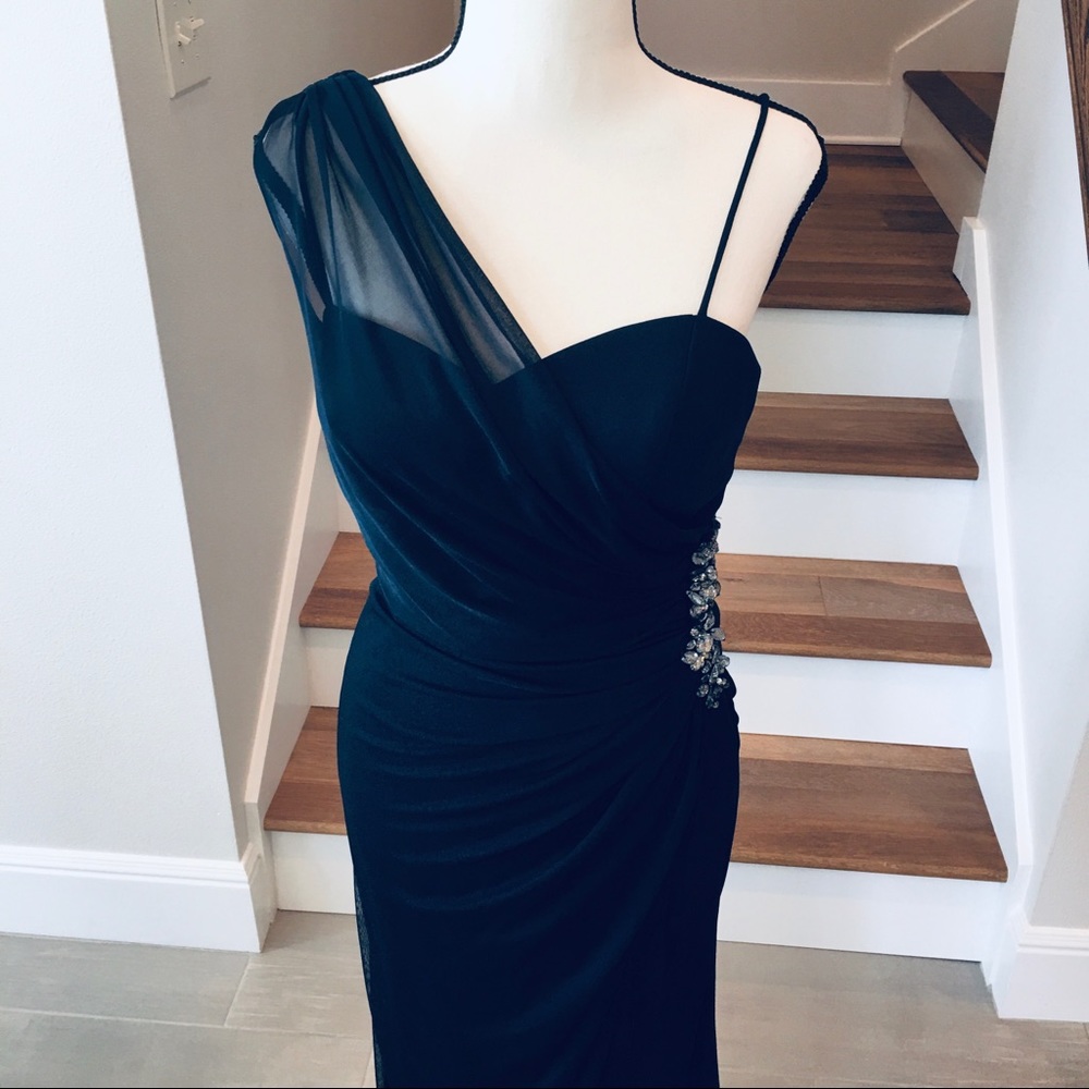 Cache Formal Gown - Picture 8 of 10